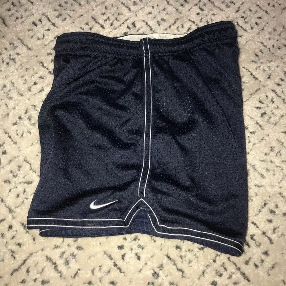 Nike Youth Elastic Waist Mesh Shorts L (14)